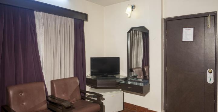 Saluja Residency Hotel Siliguri Exterior photo