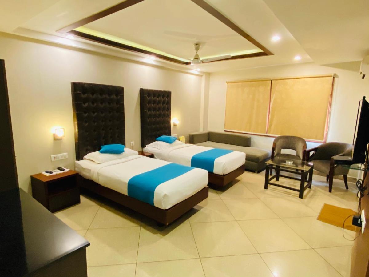 Saluja Residency Hotel Siliguri Exterior photo
