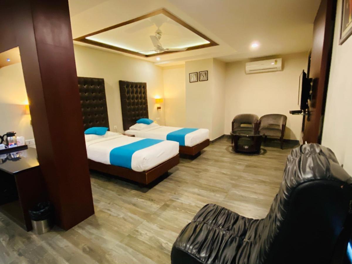 Saluja Residency Hotel Siliguri Exterior photo